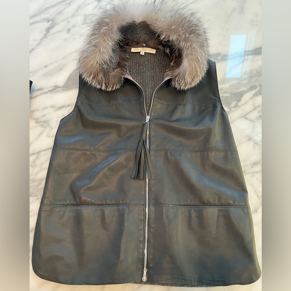 Leather and Cashmere Vest - Fox Collar